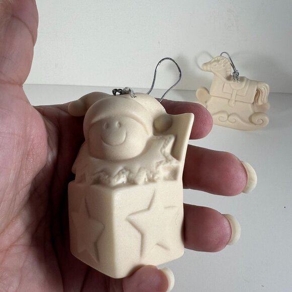 Set Of 6 Unpainted Ceramic Christmas Ornaments With Silver String Hangers - Picture 8 of 10